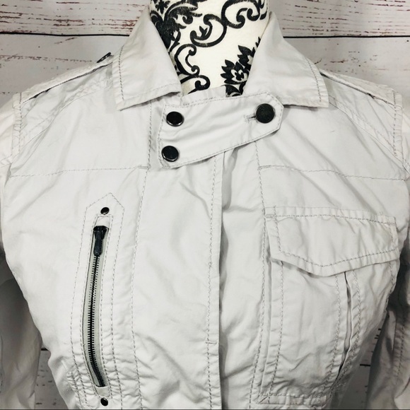 Victorinox Swiss Army Lightweight Utility Jacket - Picture 2 of 12